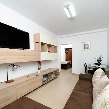 Apartment Pescadores, 50 Meters From Carvoeiro (Lagoa)
